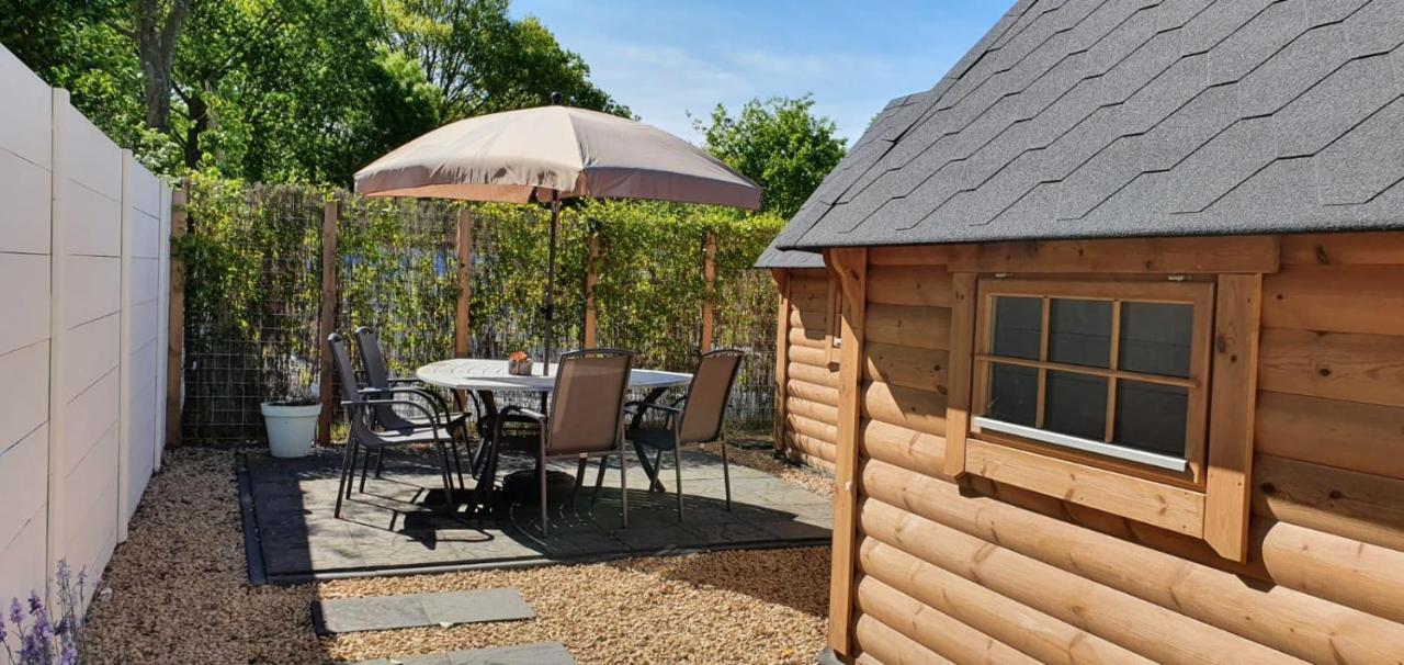 Villa Finse Kota - Tiny House Oostkapelle Esterno foto